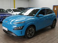 USED 2021 21 HYUNDAI KONA 64kWh Premium SUV 5dr Electric Auto (10.5kW Charger) (204 ps) SAT NAV REAR VIEW CAMERA ANDROID APPLE CARPLAY PARKING SENSORS 1 OWNER EXCELLENT SERVICE HISTORY HYUNDAI WARRANTY TILL MAY 2026