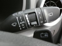 USED 2021 21 HYUNDAI KONA 64kWh Premium SUV 5dr Electric Auto (10.5kW Charger) (204 ps) SAT NAV REAR VIEW CAMERA ANDROID APPLE CARPLAY PARKING SENSORS 1 OWNER EXCELLENT SERVICE HISTORY HYUNDAI WARRANTY TILL MAY 2026