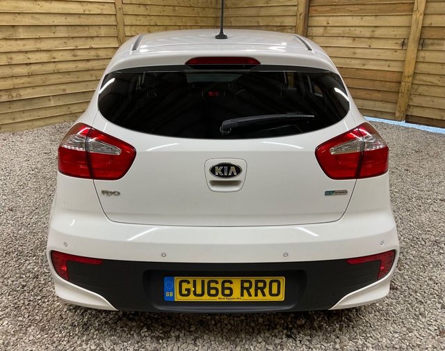 2016 KIA RIO (2016) - Photo 6