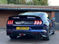 USED 2019 69 FORD MUSTANG 2.3T EcoBoost Fastback 2dr Petrol SelShift Euro 6 (290 ps) CUSTOM PACK 2