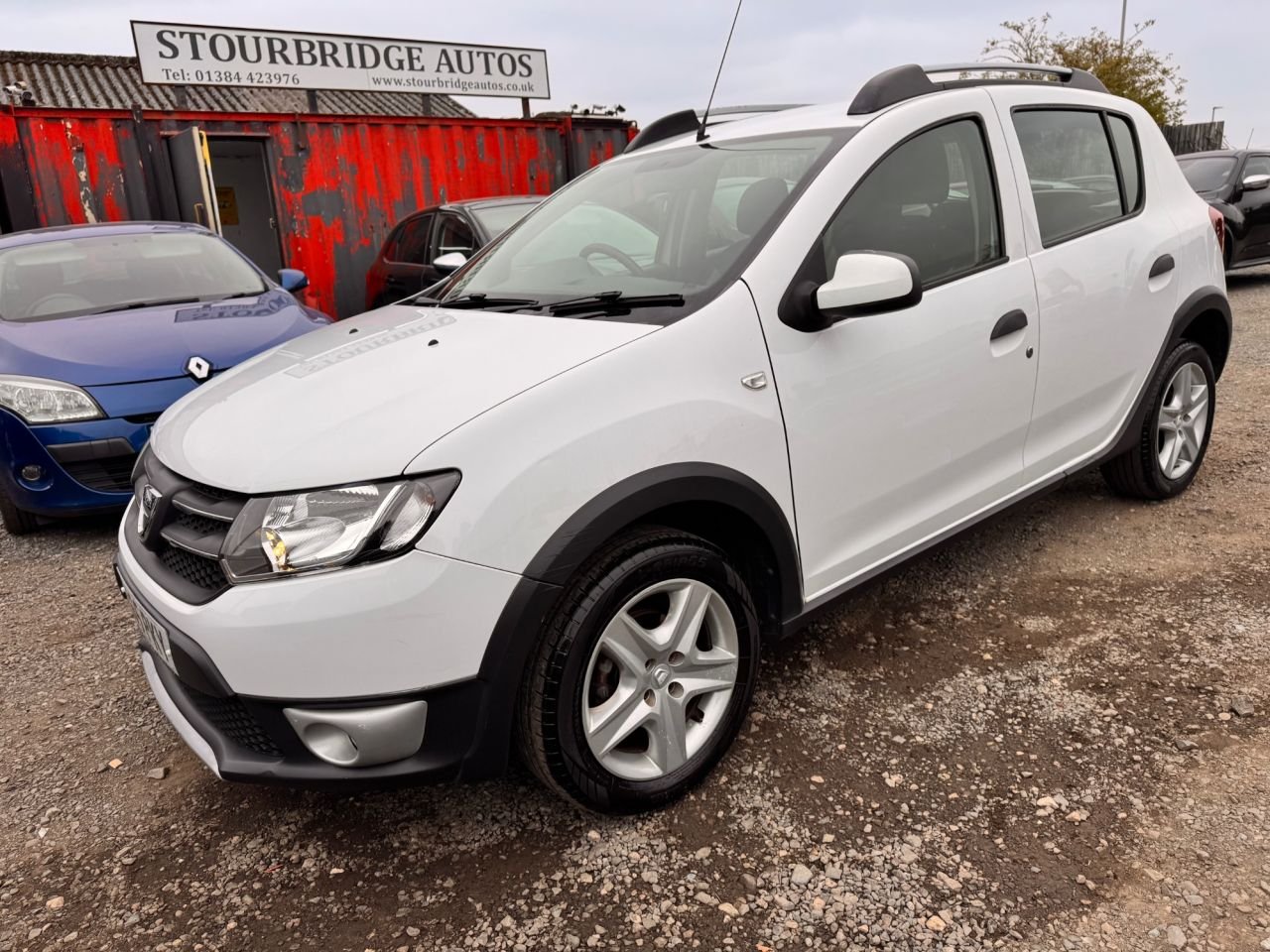 DACIA SANDERO STEPWAY 1.5 DCI LAUREATE HATCHBACK 5DR DIESEL MANUAL EURO 6 S S...