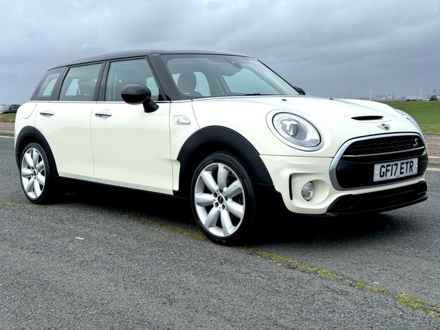 View our MINI CLUBMAN