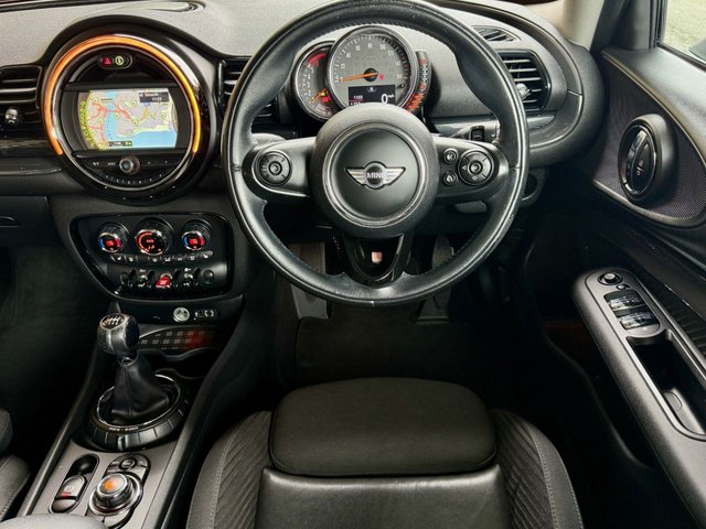 View our MINI CLUBMAN