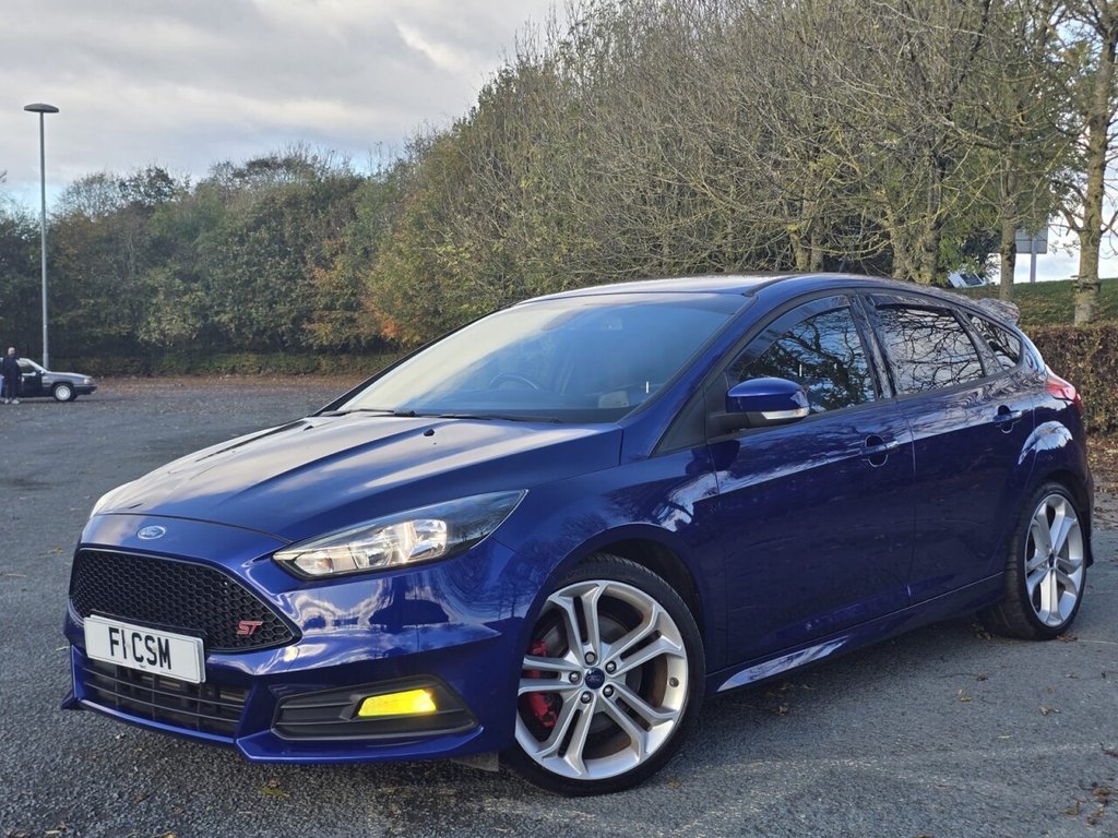 2015 FORD FOCUS