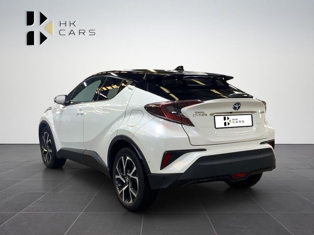 2017 TOYOTA C-HR 1.8 VVT-h Dynamic SUV 5dr Petrol Hybrid CVT Euro 6 (s/s) (122 ps) - Photo 9