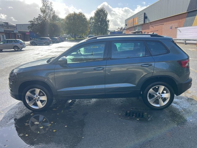2019 SKODA KAROQ 1.0 TSI GPF SE SUV 5dr Petrol Manual Euro 6 (s/s) (115 ps) - Photo 6