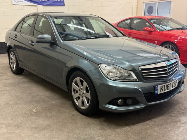 2011 61 Mercedes-Benz C-Class 1.8 C180 BlueEfficiency SE Edition 125 Saloon 4 Door Petrol G-Tronic+ Euro 5 (s/s) (156 ps)