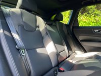 USED 2021 71 VOLVO XC60 2.0h T6 Recharge 11.6kWh R-Design SUV 5dr Petrol Plug-in Hybrid Auto AWD Euro 6 (s/s) (340 ps) 