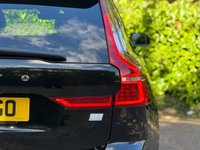 USED 2021 71 VOLVO XC60 2.0h T6 Recharge 11.6kWh R-Design SUV 5dr Petrol Plug-in Hybrid Auto AWD Euro 6 (s/s) (340 ps) 