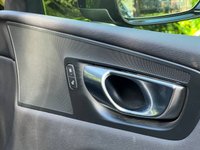 USED 2021 71 VOLVO XC60 2.0h T6 Recharge 11.6kWh R-Design SUV 5dr Petrol Plug-in Hybrid Auto AWD Euro 6 (s/s) (340 ps) 