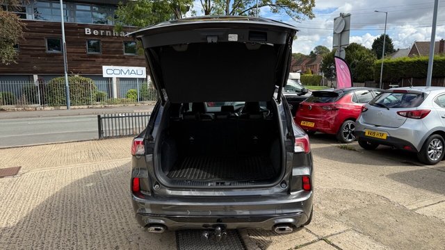 2020 FORD KUGA 1.5T EcoBoost ST-Line X Edition SUV 5dr Petrol Manual Euro 6 (s/s) (150 ps) - Photo 12
