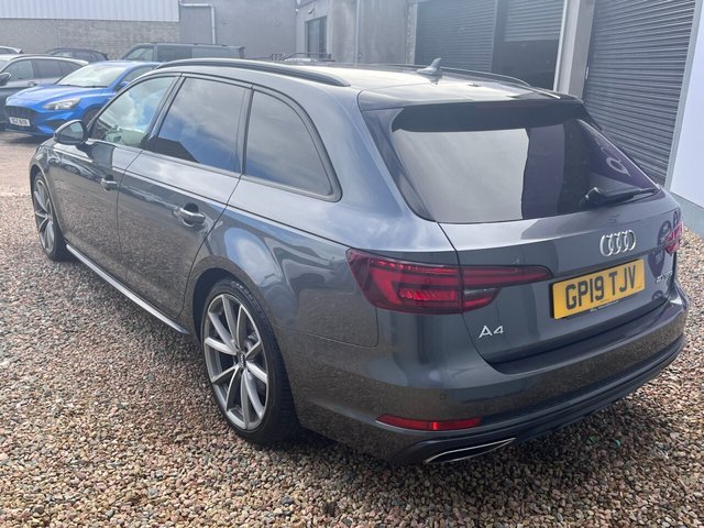 2019 AUDI A4 AVANT - Photo 2