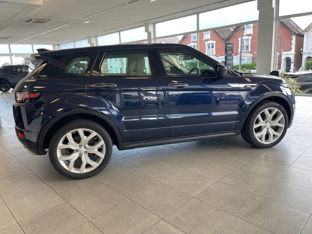View our LAND ROVER RANGE ROVER EVOQUE