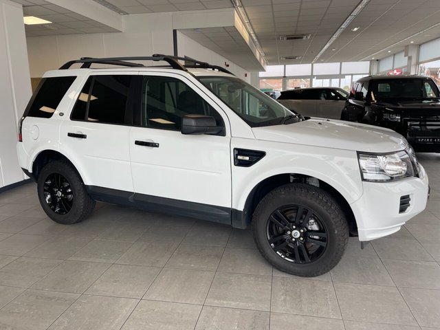 View our LAND ROVER FREELANDER 2