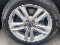 USED 2012 62 VOLVO V60 2.4 D5 SE Lux Nav Estate 5dr Diesel Geartronic Euro 5 (215 ps) Fantastic Service Record