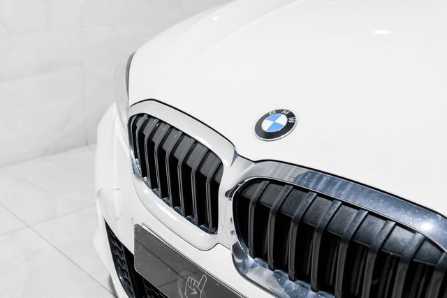 2019 BMW 3 Series 2L M Sport 4dr - Photo 6