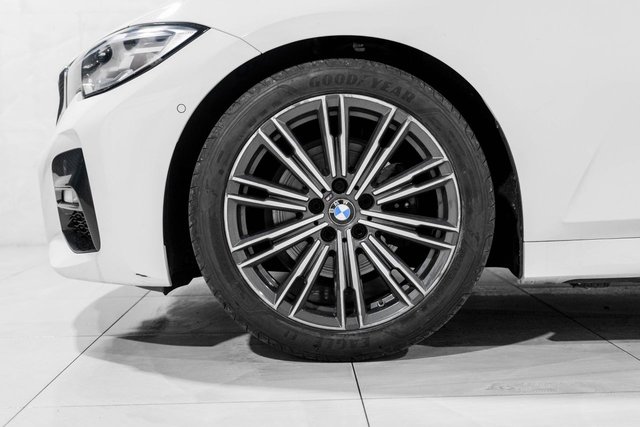 2019 BMW 3 Series 2L M Sport 4dr - Photo 9