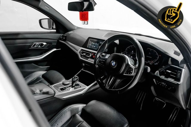 2019 BMW 3 Series 2L M Sport 4dr - Photo 3
