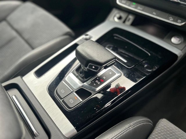 2021 Audi Q5 2L S Line 5dr - Photo 12