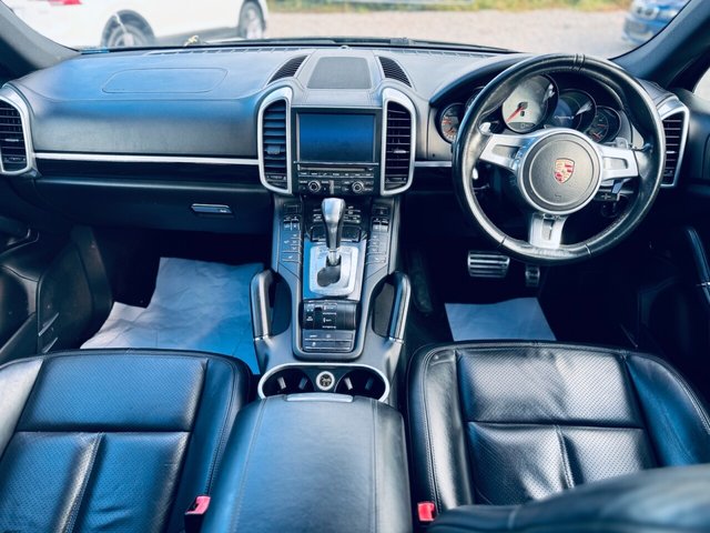 2013 Porsche Cayenne - Photo 12