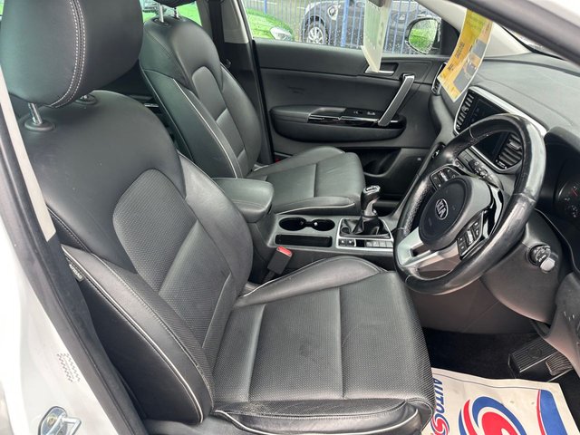 2018 KIA SPORTAGE - Photo 10