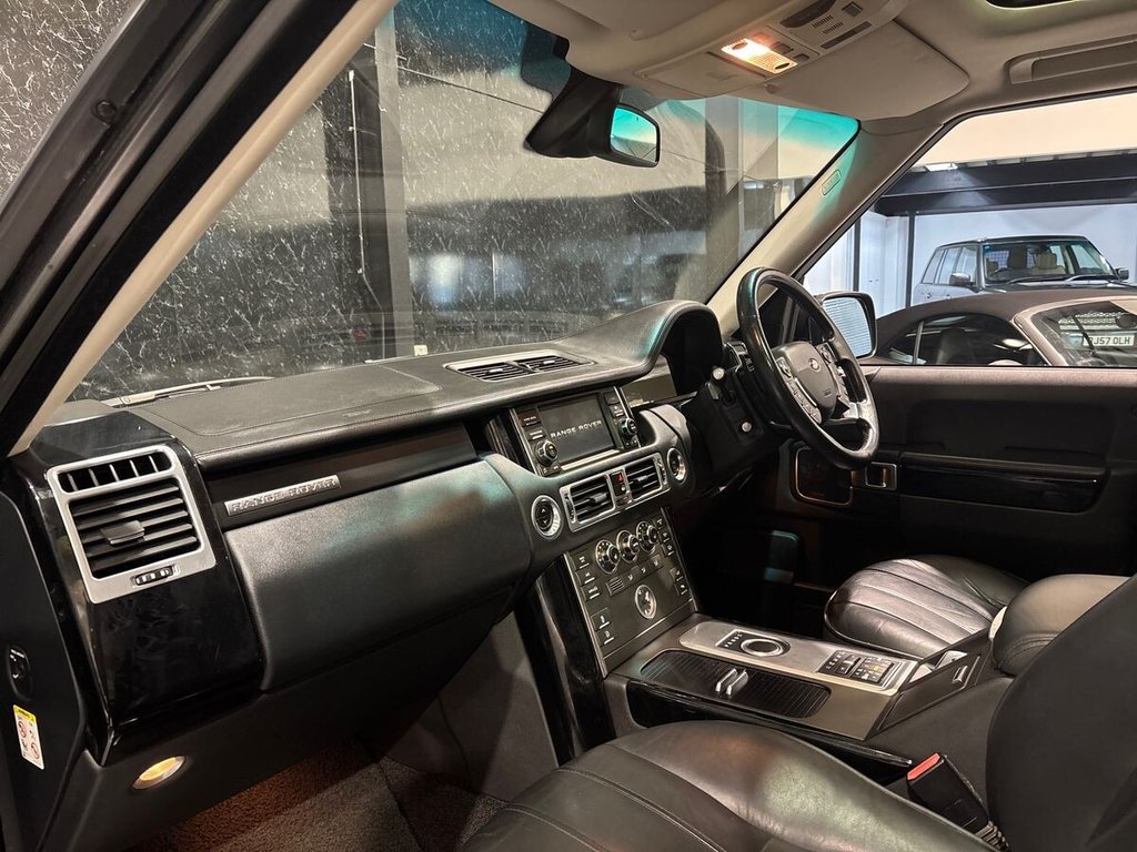 USED 2011 11 LAND ROVER RANGE ROVER 4.4 TD V8 Vogue SUV 5dr Diesel Auto 4WD Euro 5 (313 bhp) 3 OWNERS|DUAL VIEW|NEW TYRES