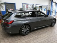 USED 2021 21 BMW 3 SERIES 2.0 330e 12kWh M Sport Touring 5dr Petrol Plug-in Hybrid Auto Euro 6 (s/s) (292 ps) SAT NAV LEATHER HEATED SEATS REAR CAMERA PARKING SENSORS 1 OWNER SERVICE HISTORY WARRANTY