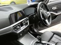 USED 2021 21 BMW 3 SERIES 2.0 330e 12kWh M Sport Touring 5dr Petrol Plug-in Hybrid Auto Euro 6 (s/s) (292 ps) SAT NAV LEATHER HEATED SEATS REAR CAMERA PARKING SENSORS 1 OWNER SERVICE HISTORY WARRANTY