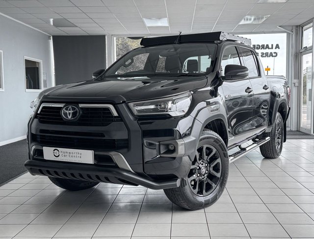 2021 71 Toyota HI-Lux 2.8 D-4D Invincible X Pickup Double Cab 4dr Diesel Auto 4WD Euro 6 (s/s) (204 ps)