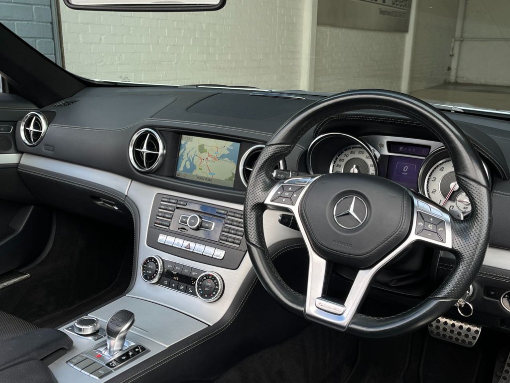 USED 2014 14 MERCEDES-BENZ SL 3.5 SL350 AMG Sport Convertible 2dr Petrol G-Tronic Euro 5 (s/s) (306 ps) 