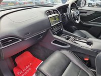 USED 2019 69 JAGUAR F-PACE 2.0 D180 Chequered Flag SUV 5dr Diesel Auto AWD Euro 6 (s/s) (180 ps) BLK PK | PANO | 20" WHEELS