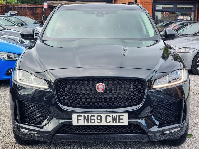 2019 JAGUAR F-PACE - Photo 11