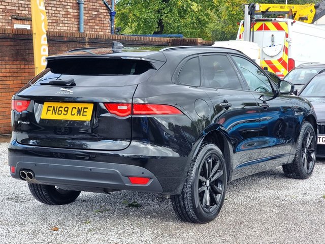 2019 JAGUAR F-PACE - Photo 7