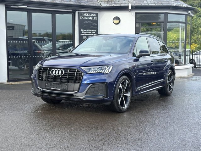 View our AUDI Q7