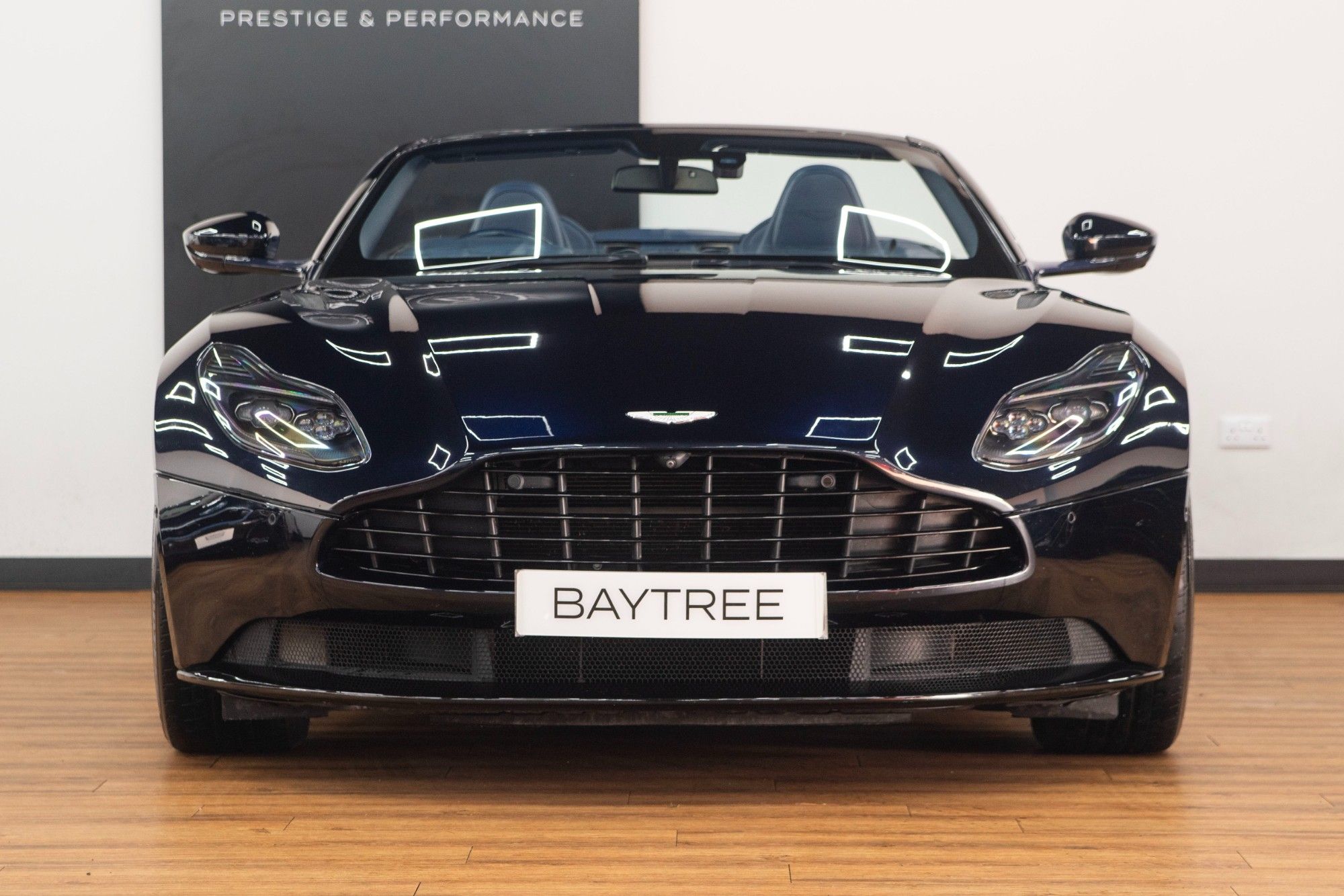 USED 2018 ASTON MARTIN DB11 4.0 V8 Volante  