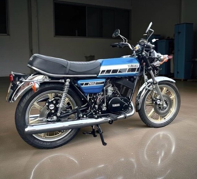 1976 R Yamaha Rd 400C 2 Stroke Roadster Classic