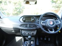 USED 2017 17 FIAT TIPO 1.6 MultiJetII Easy Plus Hatchback 5dr Diesel Manual Euro 6 (s/s) (120 ps) www.suffolkcarcentre.co.uk - Located at Ilketshall