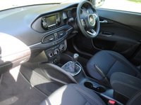 USED 2017 17 FIAT TIPO 1.6 MultiJetII Easy Plus Hatchback 5dr Diesel Manual Euro 6 (s/s) (120 ps) www.suffolkcarcentre.co.uk - Located at Ilketshall