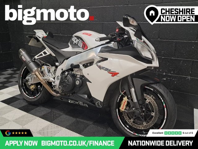 View our APRILIA RSV4