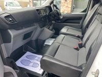 USED 2019 69 VAUXHALL VIVARO 1.5 Turbo D 2900 Sportive Panel Van 5dr Diesel Manual L2 H1 Euro 6 (s/s) (100 ps) 6 MONTHS WARRANTY PX FINANCE