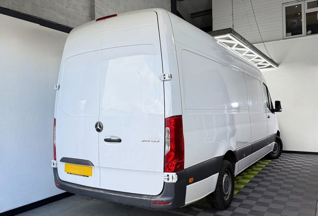 2021 Mercedes-Benz SPRINTER - Photo 2