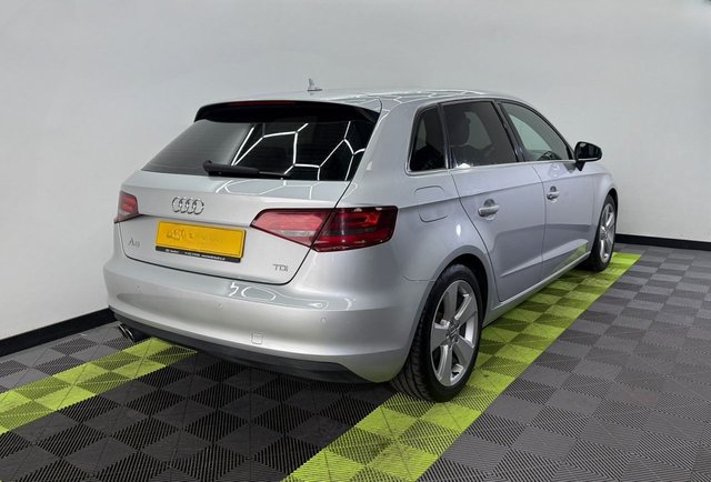 2013 AUDI A3 - Photo 2