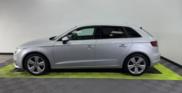 2013 AUDI A3 - Photo 7