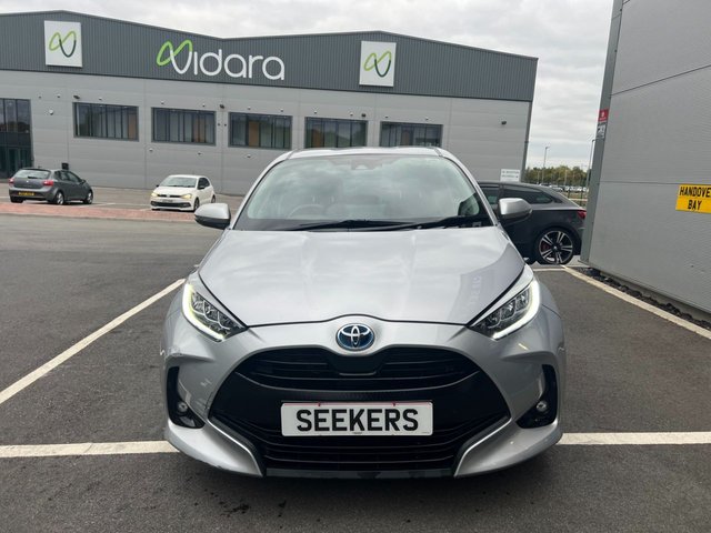 2021 TOYOTA YARIS 1.5 VVT-h Design Hatchback 5dr Petrol Hybrid E-CVT Euro 6 (s/s) (116 ps) - Photo 9