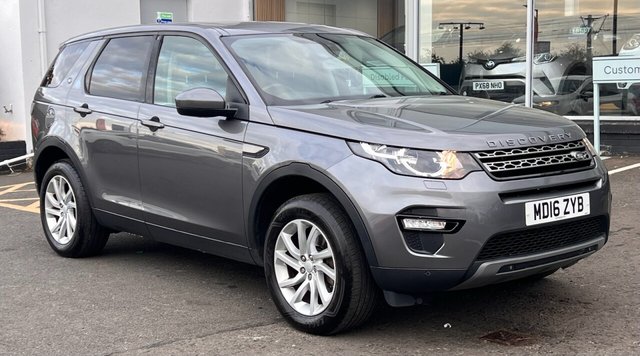 View our Land Rover Discovery Sport 2.0 TD4 SE Tech SUV 5dr Diesel Auto 4WD Euro 6 (s/s) (180 ps)
