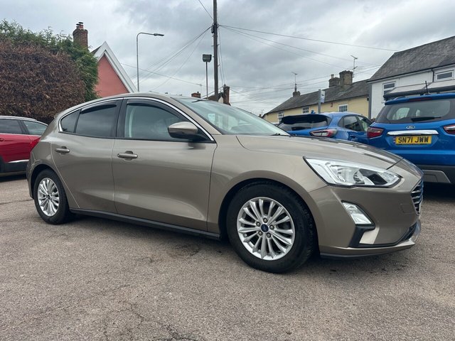 View our FORD FOCUS