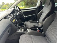 USED 2016 66 SKODA OCTAVIA 1.6 TDI SE Sport Hatchback 5dr Diesel Manual Euro 6 (s/s) (110 ps) REAR PARK ASSIST, AIR CON