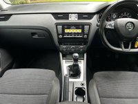USED 2016 66 SKODA OCTAVIA 1.6 TDI SE Sport Hatchback 5dr Diesel Manual Euro 6 (s/s) (110 ps) REAR PARK ASSIST, AIR CON