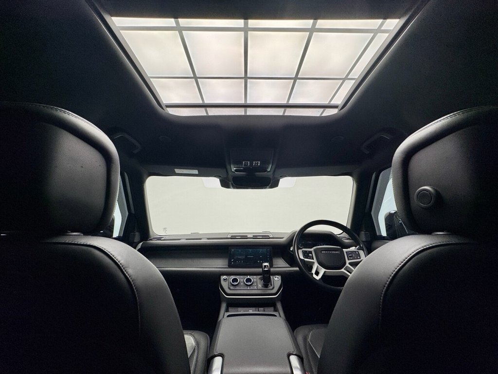 View our LAND ROVER DEFENDER