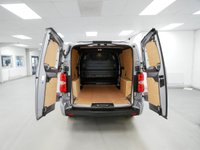 USED 2024 24 VAUXHALL VIVARO 2.0 TURBO D 145 BHP XL LONG PRO EDITION 6 DOOR ( NO VAT ! ) 2 OWNERS | SAT NAV | 6 DOORS | NO VAT !